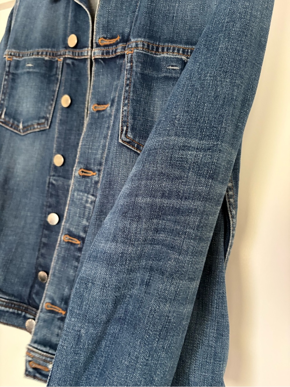 L'AGENCE Medium Blue Distressed Denim Jacket - Picture 5 of 10